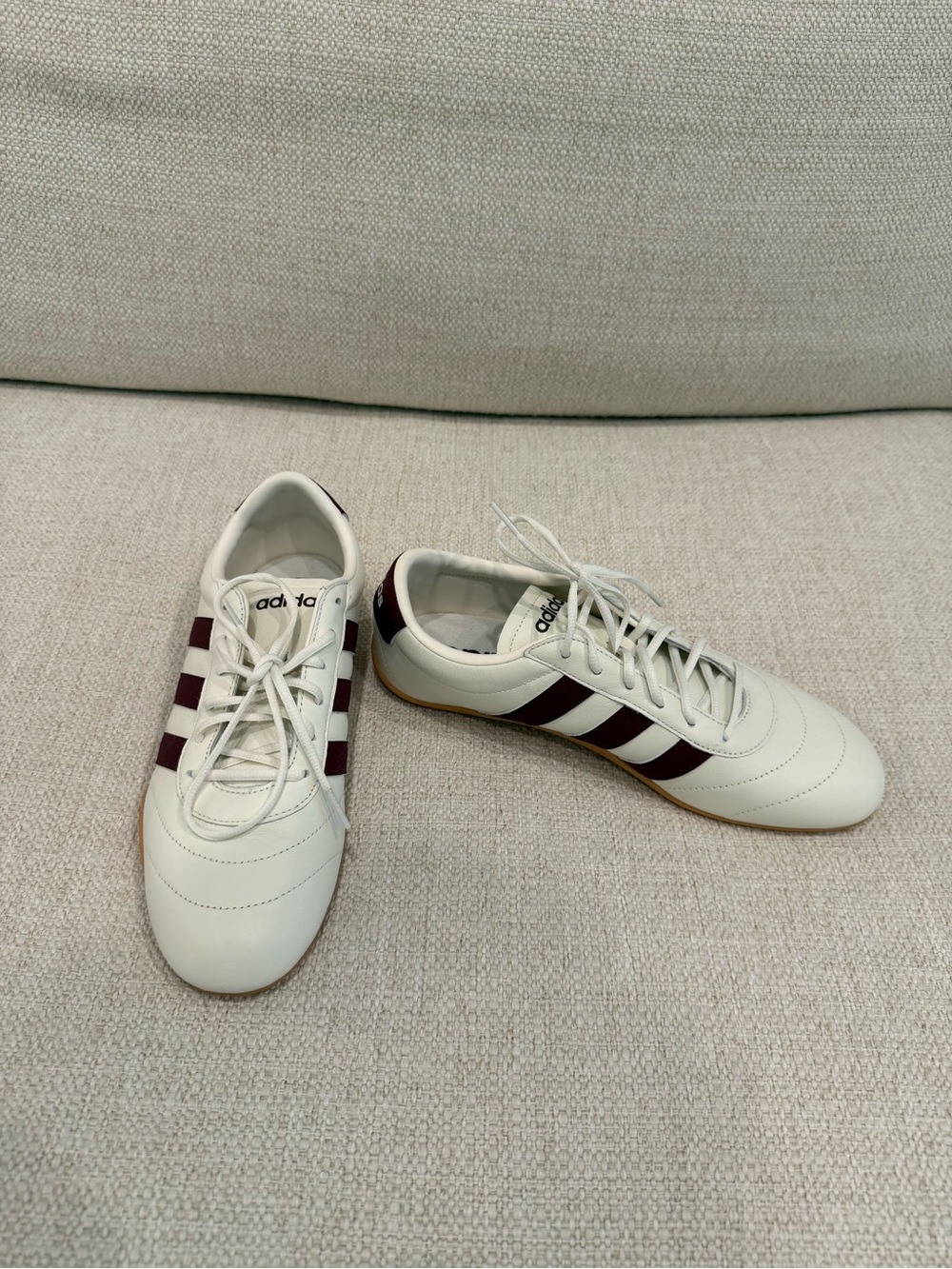 adidas Men’s White Sneakers with Maroon Stripes